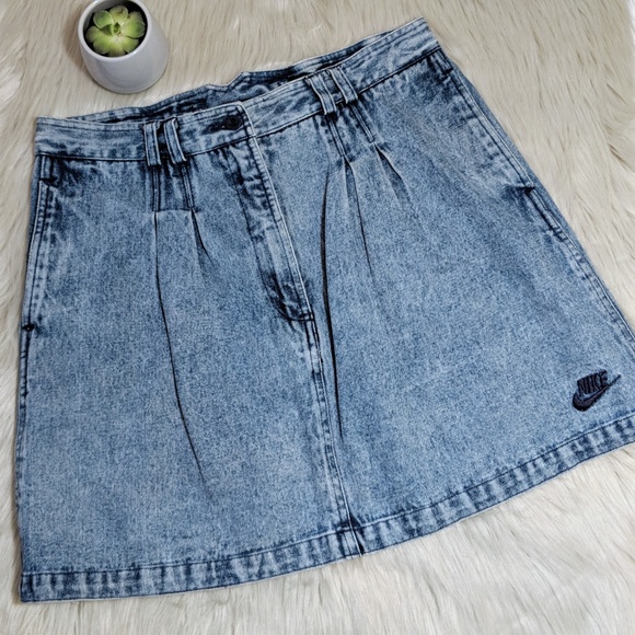 Nike Dresses & Skirts - NIKE VINTAGE Challenge Court Denim Tennis Skirt